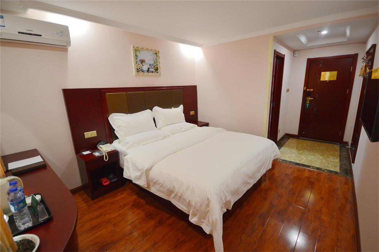 Greentree Inn Jiangsu Zhenjiang Jiangsu Science And Technology University Youth Square Express Hotel Янчжоу Екстериор снимка
